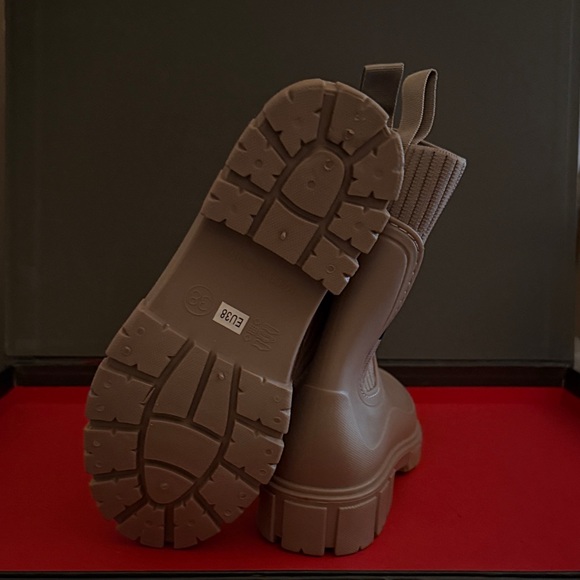 Waterproof Non-Slip Thick Sole Mid-Calf Boots, Ankle Chelsea Rain Boots - Picture 6 of 10